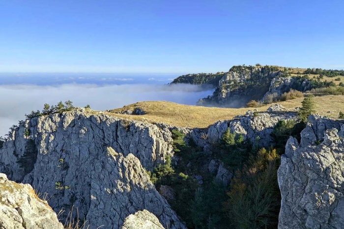 Туман на восточной окраине яйлы Демерджи