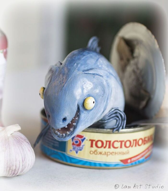 Толстолобик, обжаренный в томатном соусе