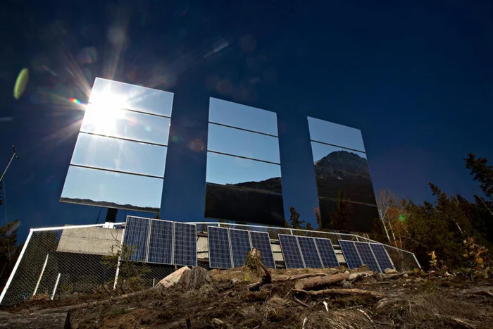 Зеркала вместо заводов: как город купил себе солнце и немножко разбогател Познавательно, Техника, Солнце, Timeweb, Изобретения, Электроника, Длиннопост Зеркала вместо заводов: как город купил себе солнце и немножко разбогател Познавательно, Техника, Солнце, Timeweb, Изобретения, Электроника, Длиннопост