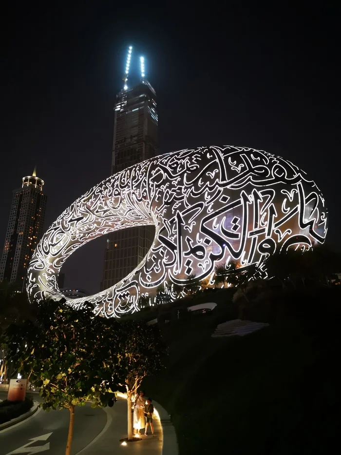 Дубайск Отпуск, Истории из жизни, Путешествия, Дубай, Шопинг, Бурдж-халифа, Поездка, Видео, Вертикальное видео, Короткие видео, Мат, Длиннопост