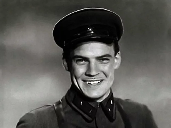 «Великая судьба - Великого актера!»: Все, что нужно знать о жизни Михаила Глузского... Биография, Актеры и актрисы, СССР, Фото со съемок, Михаил Глузский, Фильмы, Знаменитости, Театр, Советские актеры, Советское кино, Люди, Классика, Telegram (ссылка), 80-е, Прощание, 20 век, Длиннопост