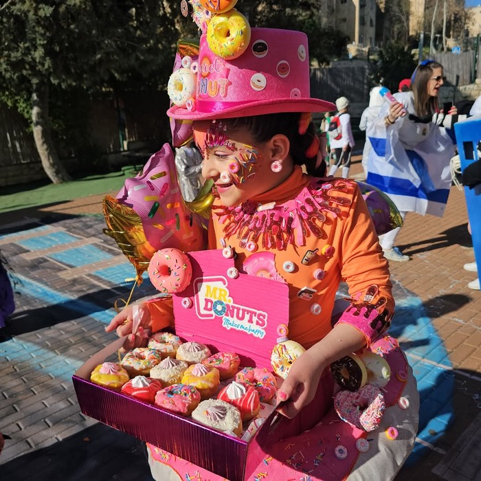 Госпожа "Пончики"