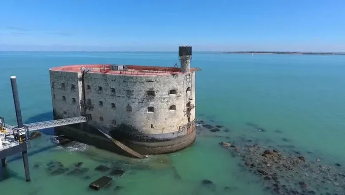 Fort Boyard – a French long-term construction project with a complicated history - Planet Earth, Land, Longpost