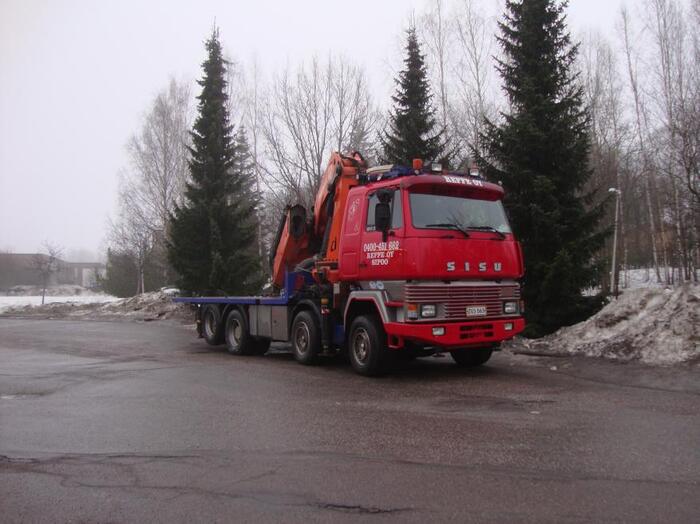 Sisu SM 300, выпускавшийся примерно с 1984 по 1997 года. Фото 2011 года