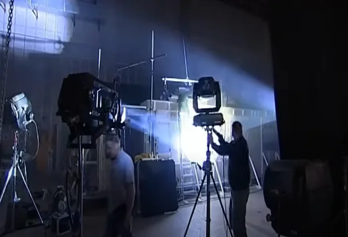 Как снимали сериал Пуаро Агаты Кристи: кадры со съемок и интересные факты Актеры и актрисы, Классика, Фото со съемок, Эркюль Пуаро, Дэвид Суше, Агата Кристи, Экранизация, Яндекс Дзен (ссылка), Ностальгия, Длиннопост