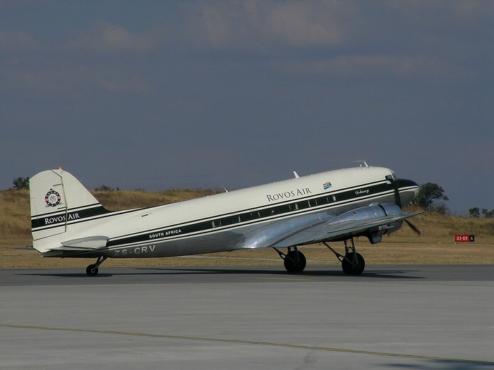 "" DC-3
