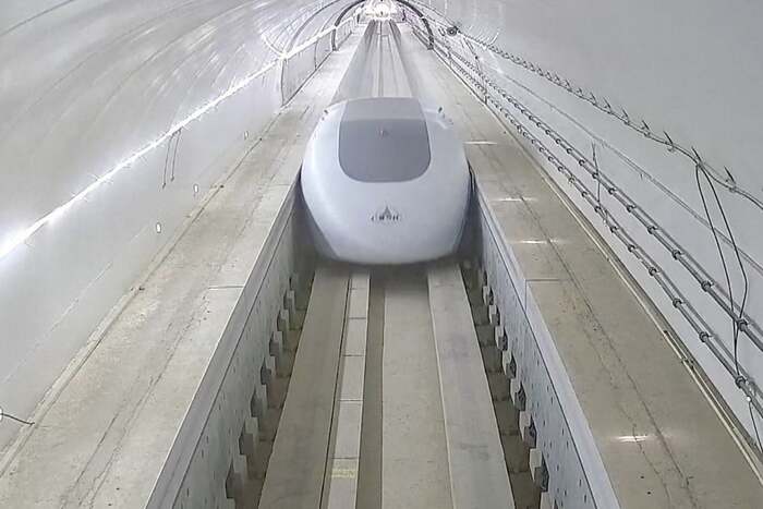 1000 /   :   ,      , Hyperloop, ,     , , , , , , , ,  , 