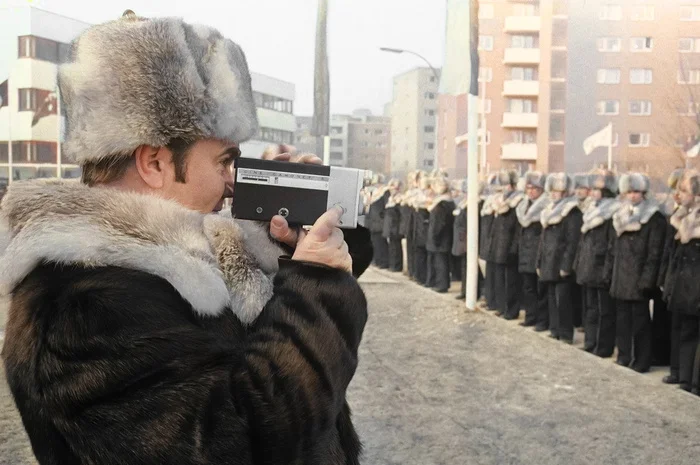 Подборка простых и потрясающих фотографий эпохи СССР. 20 раскрашенных фотографий. Часть XXI Старое фото, 20 век, СССР, Детство в СССР, 60-е, 70-е, 80-е, 50-е, Колоризация, Длиннопост