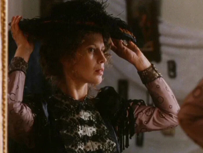 «Любовь, длиною в жизнь и страшная болезнь, которая поставила крест на счастье несгибаемой актрисы»... Советские актеры, Актеры и актрисы, Фото со съемок, Telegram (ссылка), Знаменитости, Советское кино, СССР, Театр, Сцена из фильма, Лейкоз, Прощание, Биография, Фильмы 80-х, Классика, Длиннопост, Фильмы, Люди, Любовь, Судьба, Память