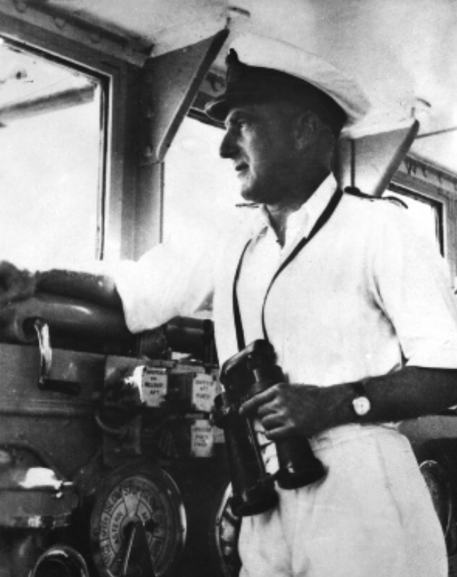 Капитан крейсера «Сидней» Джозеф Барнет