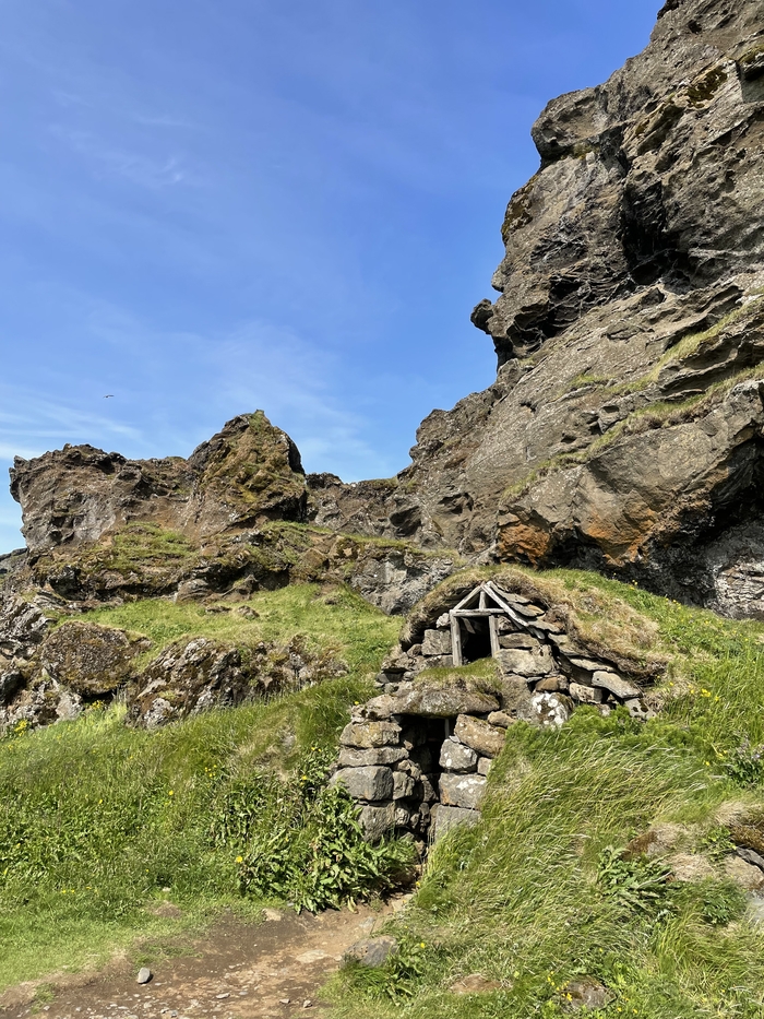 Исландия. Домик тролля