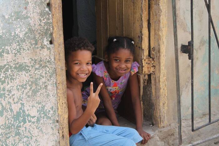 Такие бедные и такие счастливые