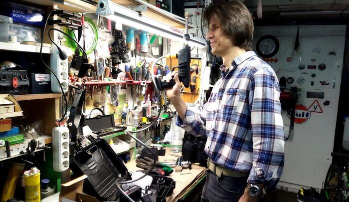 Мини машинка высокого давления на акб. Аккумулятор INGF 18V lxt.