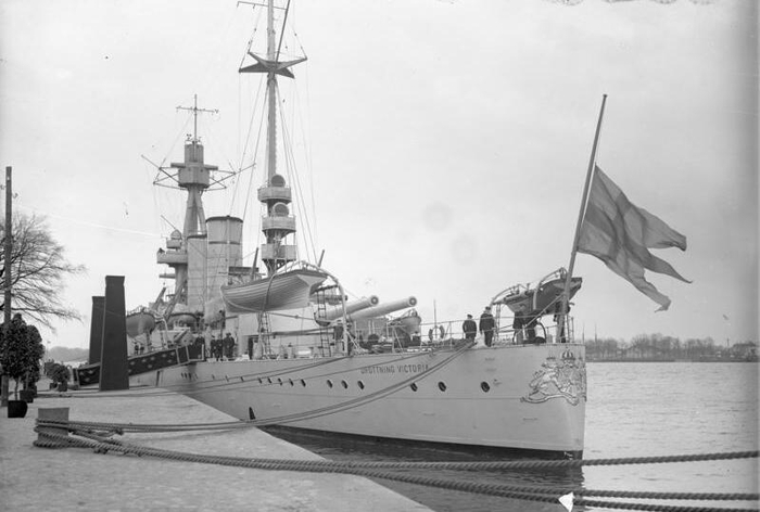 Drottning Victoria � ����������, 1930 ���