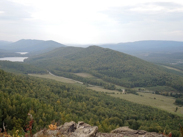 Ильменский заповедник, хребет Ишкуль и озеро Терен-Куль. Фото: И. А. Богатова