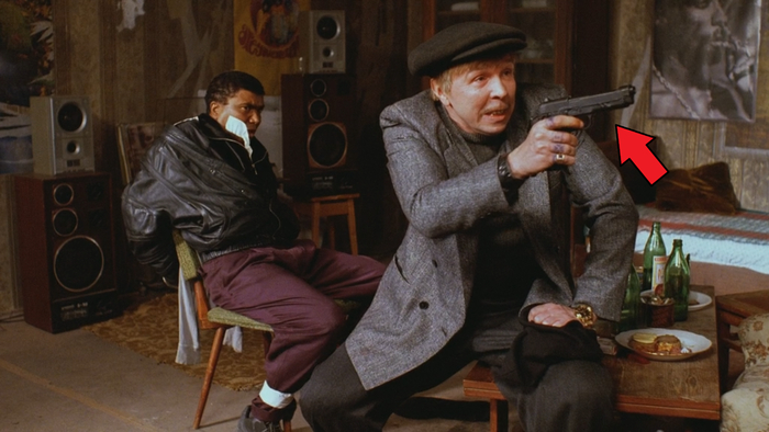 ������ ���� �������� ��� �������� ��� ���������� Beretta 92. ���� �� ��� ���������� ����� �������� "��������", � � ��������� - �������� ��������.