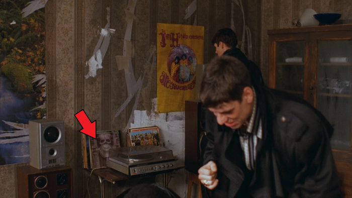 �������� ��������� ������������, ��� ������� ����� ����� � ��������������, ������ ����� ���������� �����. ������ �� ���������� ������, ������� ������ - ��� "Brain Salad Surgery" ���������� ���-������ Emerson, Lake &amp; Palmer.