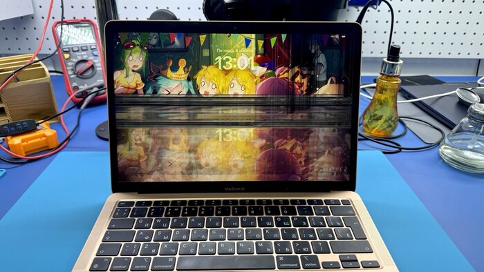 MacBook Air M1 (A2337)      ,  -  