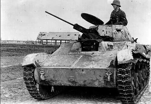 The Unbending Locust - Tanks, War
