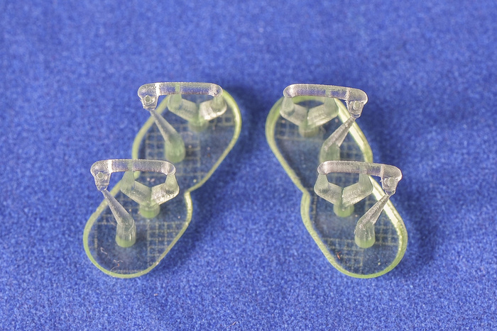 . 8.   3D-      -24/24-02 