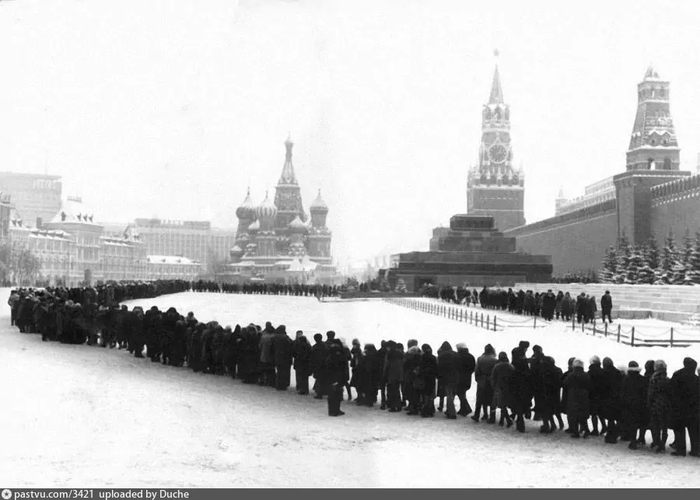 Красная площадь, ориентировочно 1970-1976