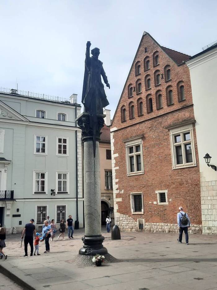 Памятник св. Петру Скарге - Piotr Skarga (1536-1612)