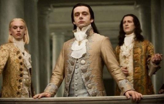 со второй и первой полок тоже можно так смотреть