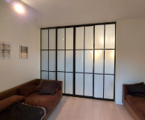 ����-����