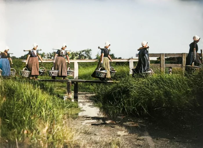 Осколки истории : Интересные и редкие ретро-фотографии Европы. 20 раскрашенных фотографий ХХ века. Часть XX 20 век, Историческое фото, Старое фото, Европа, Фотография, Швеция, Нидерланды (Голландия), Италия, Германия, Греция, Дания, Швейцария, Франция, Колоризация, Длиннопост