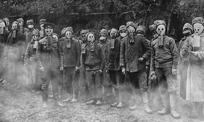 Стоит отметить, что Российская Империя была пионером в некоторых направлениях защиты от газа. В частности, противогаз, основанный на поглощающих свойствах активированного угля, внедрили первыми именно у нас в стране