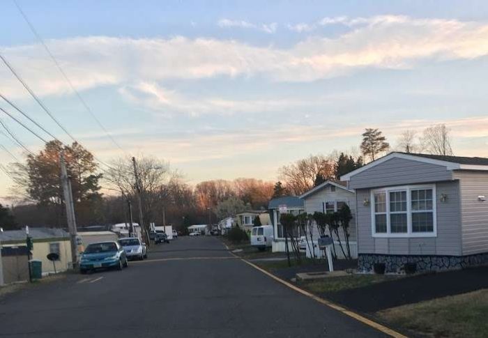 «Waples Mobile Home Estates», округа Фэрфакс. Современная фотография.