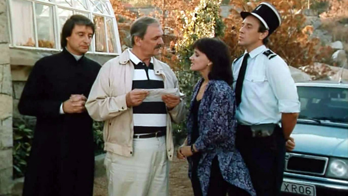 Комиссар полиции - "Ловушка для одинокого мужчины" (1990). С Вениамином Смеховым и др.