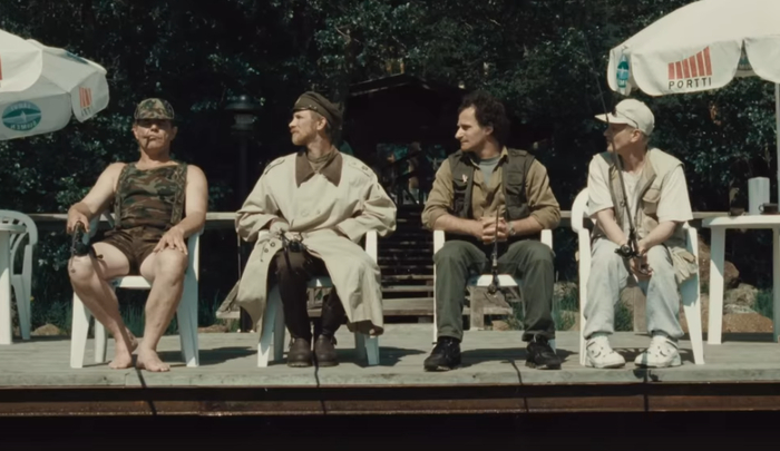 «Я сразу почувствовал, что что-то не так. Чисто, аккуратно. Всё не по-нашему. И ностальгия…».