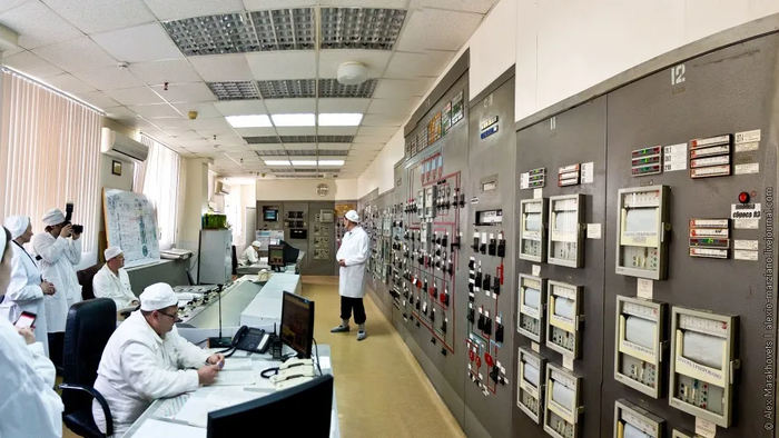 Зал управления реактором в Научно-исследовательском институте атомных реакторов — единственном месте в РФ, где производят калифорний. Дмитровград, Ульяновская область
