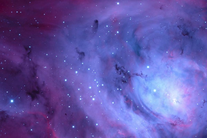 Множество молодых и очень горячих звезд, обеспечивающих всю эту космическую прелесть / © <!--noindex--><a href="https://pikabu.ru/story/tumannost_laguna__odna_iz_krupneyshikh_oblastey_aktivnogo_zvezdoobrazovaniya_v_nashey_galaktike_12682783?u=http%3A%2F%2Ftelescope.live&t=telescope.live&h=a20f19085c512203be2c0d9da3009b33810b31f2" title="http://telescope.live" target="_blank" rel="nofollow noopener">telescope.live</a><!--/noindex-->