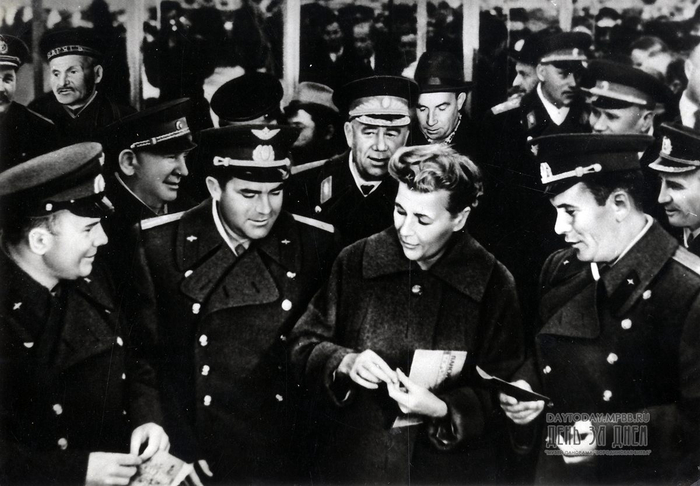  - " " 18  1962 .    .