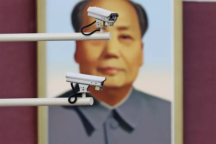 Большой брат следит за тобой