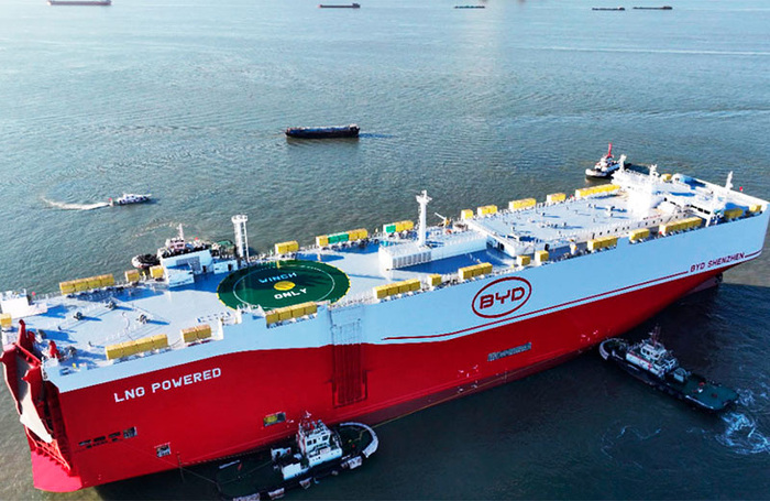 BYD, ,   +  45%,   ,  +92%