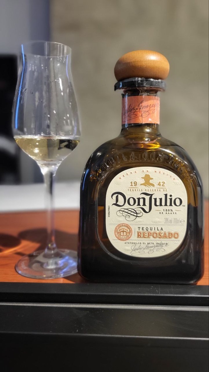  Don Julio.         , , , , , 
