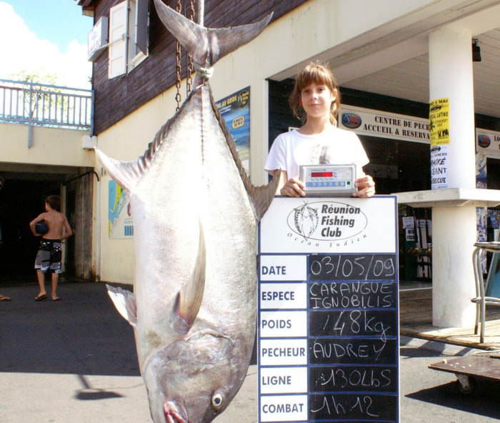 Настолько большой, что даже в кадр не поместился полностью!