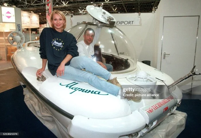 Интересные фотографии 90 -х (часть 114) 90-е, Детство 90-х, Ностальгия, Знаменитости, Фотография, Эпоха, Что? Где? Когда?, Борис Крюк, Лада Дэнс, Константин Хабенский, Пейджер, Юрий Никулин, Scooter, Анфиса Чехова, Андрей Губин, Ширли-мырли, Кирилл Андреев, Угадай мелодию, Валдис Пельш, Борис Ельцин, Длиннопост