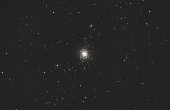 Шаровое скопление M13