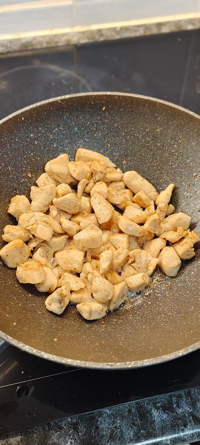 Обжариваю до готовности и откладываю в сторону