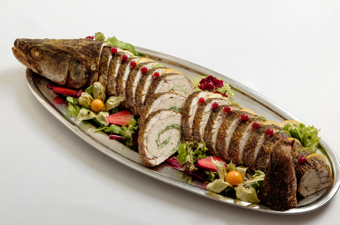 Фаршированный судак