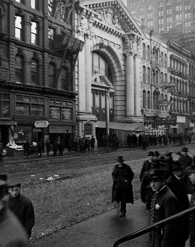 Катастрофа в театре «Iroquois»: 605 погибших и сотни раненых за считанные минуты Катастрофа, 20 век, История (наука), Пожар, Длиннопост Катастрофа в театре «Iroquois»: 605 погибших и сотни раненых за считанные минуты Катастрофа, 20 век, История (наука), Пожар, Длиннопост