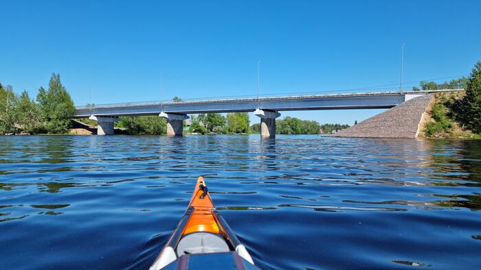 , !             .  !