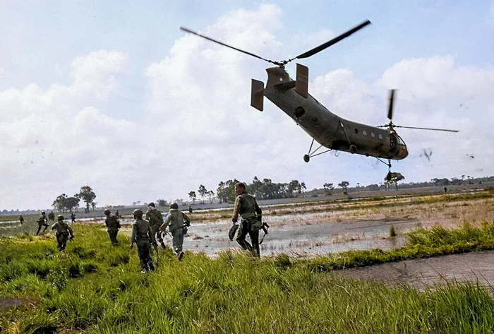 Интересные снимки различных военных конфликтов ХХ века. 20 раскрашенных фотографий 20 век, Историческое фото, Военная история, Военные, Война, Старое фото, Фотография, Колоризация, Длиннопост