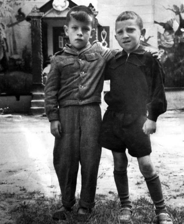 Советские мальчики