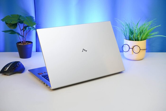-:     Maibenben M557.      (Ryzen 7-5825U, 16/512 , 15.6", 1.6 ) , ,  , 