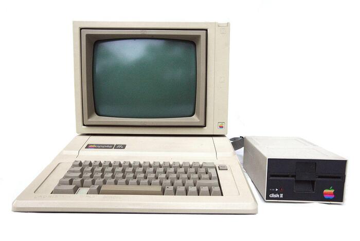 05.06.1977 -  Apple II [_] , , , Apple, Apple II, Mac,  , , , , ,  IT, , YouTube ()